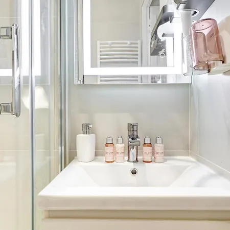 Elodie - Authentic Parisian Apartman Párizs